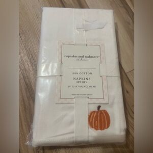 cupcakes & cashmere White and Orange set4 Napkins, pumpkin embroidery, NEW